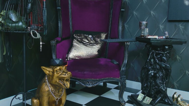 ErynDivya's Streamate show and profile