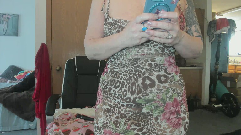 Hottyhousewife18's Streamate show and profile