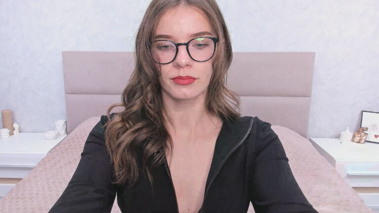 MYasmina's Streamate show and profile