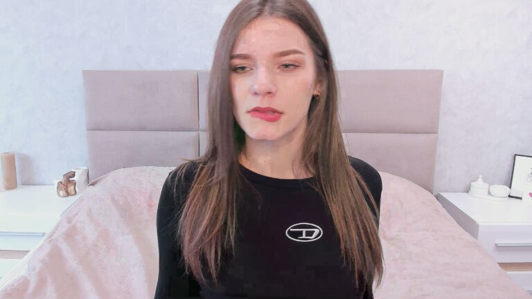 MYasmina's Streamate show and profile