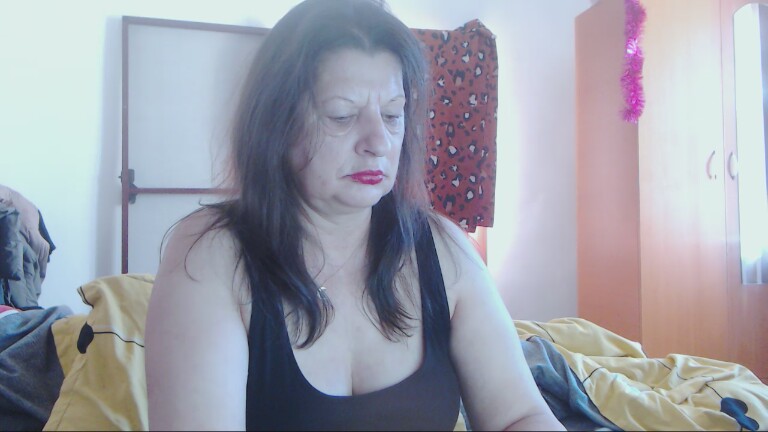 ExtasyMature's Streamate show and profile