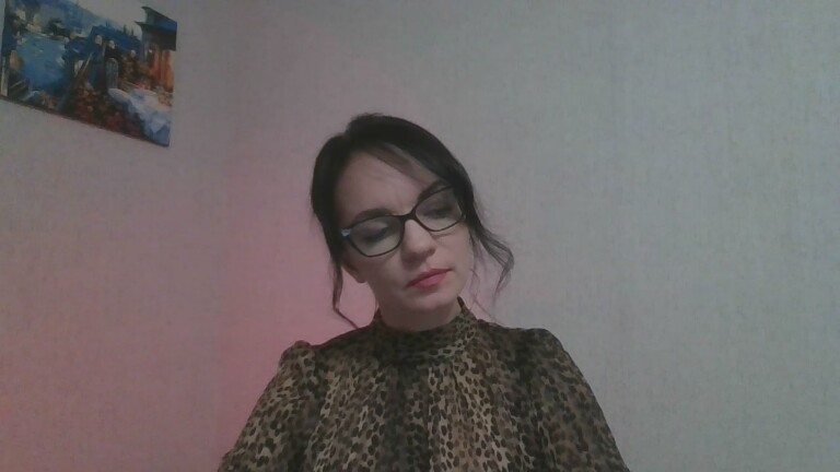 MoonlightMuse's Streamate show and profile