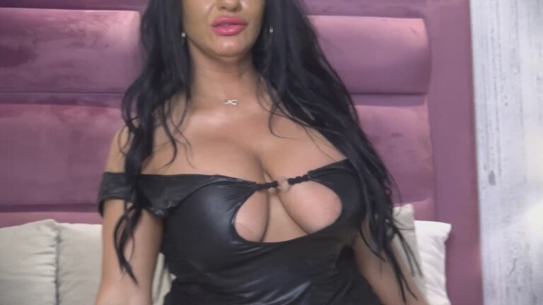 MissyJolie's Streamate show and profile