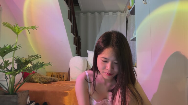 Bonbon99's Streamate show and profile