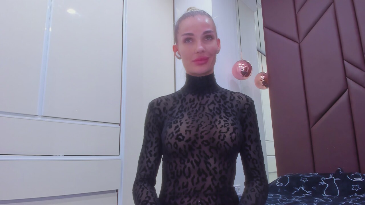 AriellaBlond
